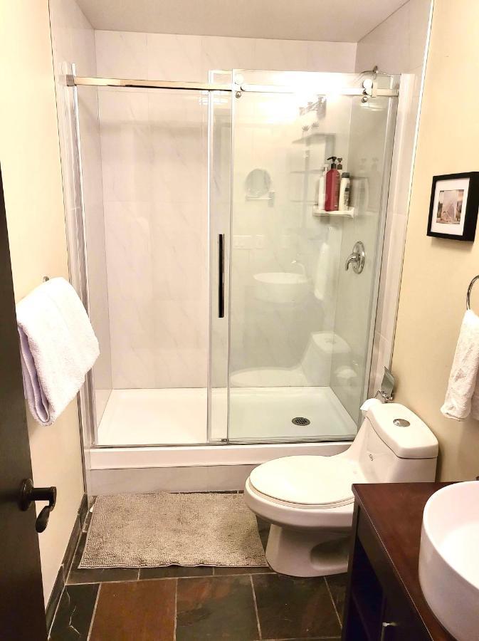 B&B Grand Rockies Resort 2Br 1Pullout Canmore Esterno foto