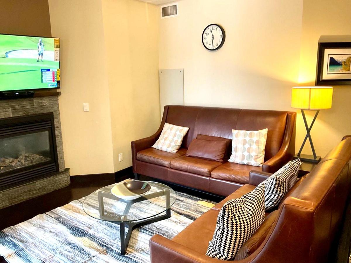 B&B Grand Rockies Resort 2Br 1Pullout Canmore Esterno foto