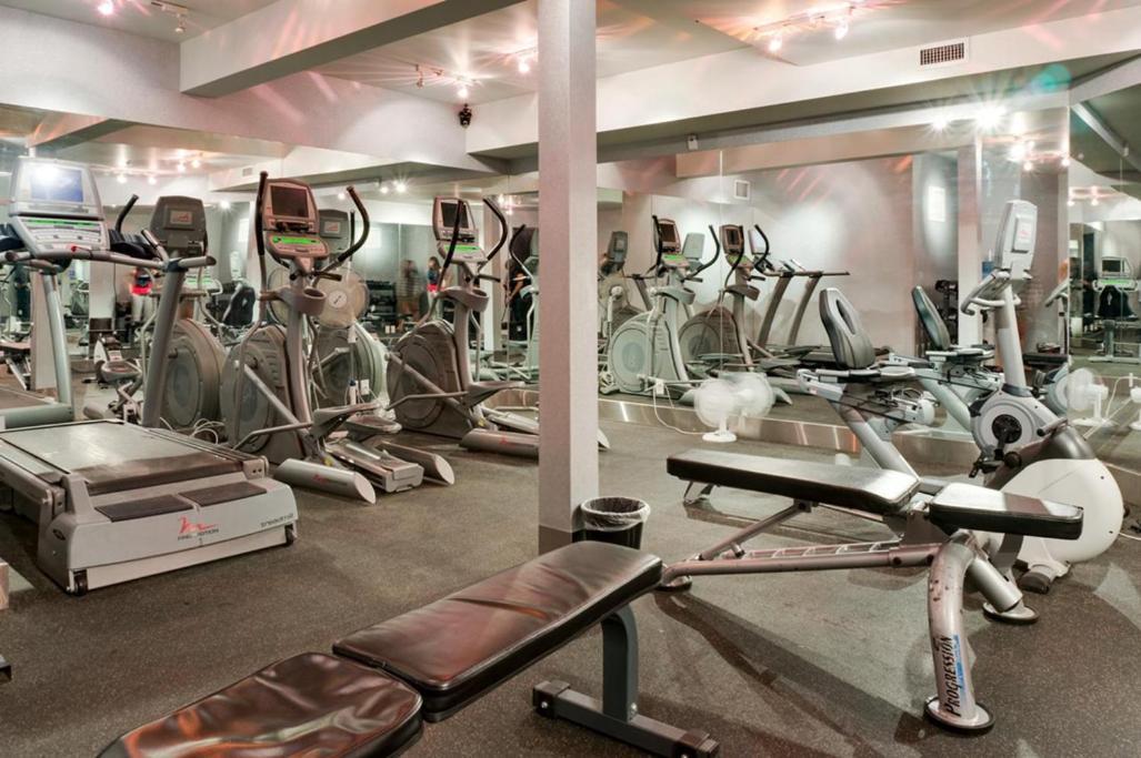 B&B Grand Rockies Resort 2Br 1Pullout Canmore Esterno foto