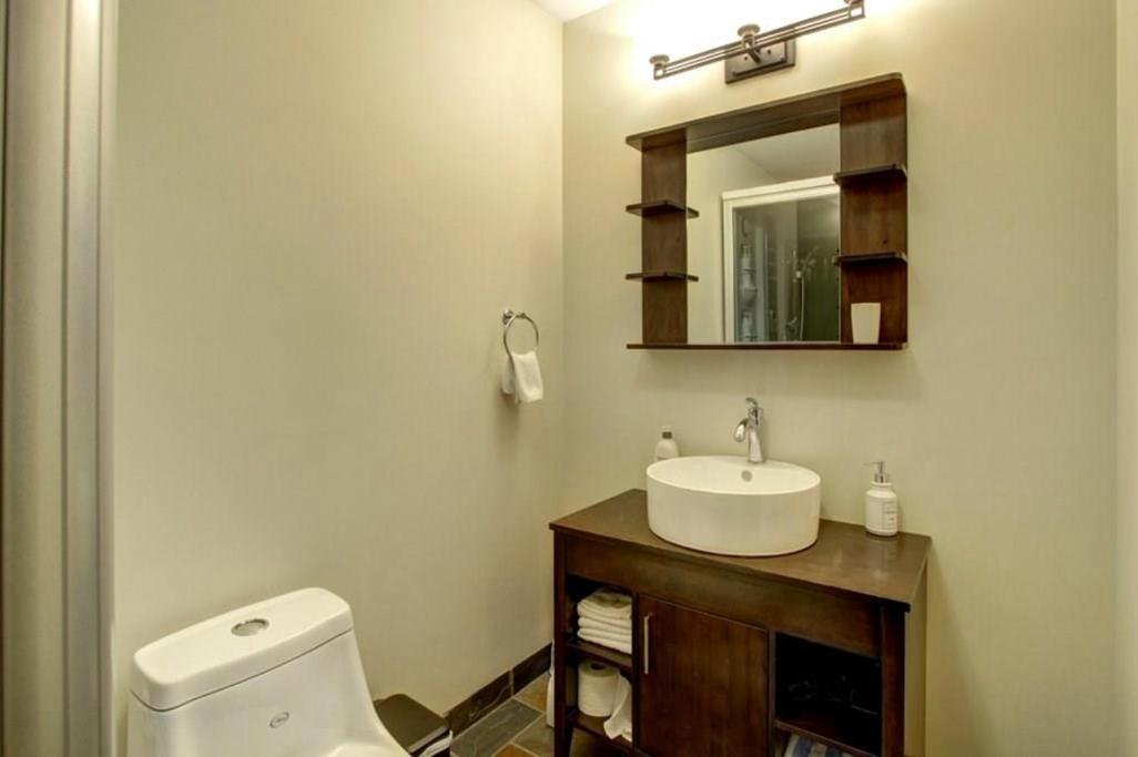 B&B Grand Rockies Resort 2Br 1Pullout Canmore Esterno foto
